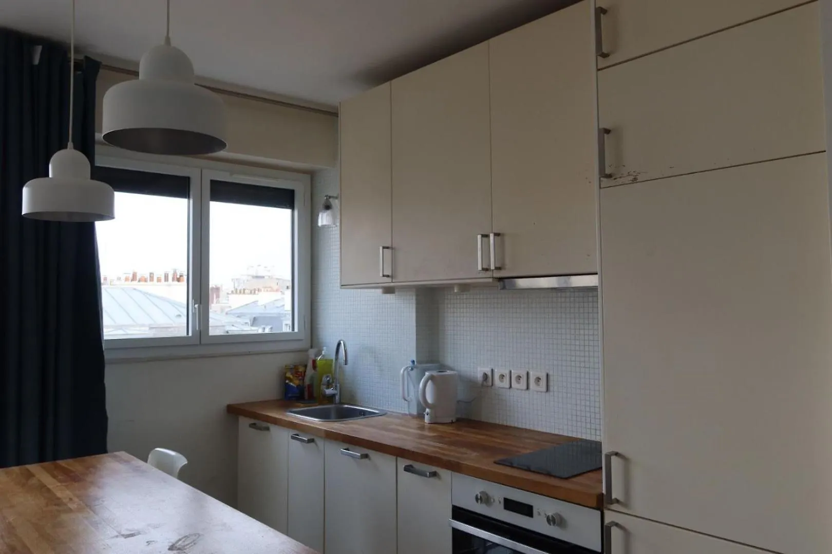 Central Paris Apartment With Eiffel Tower View Pensionat